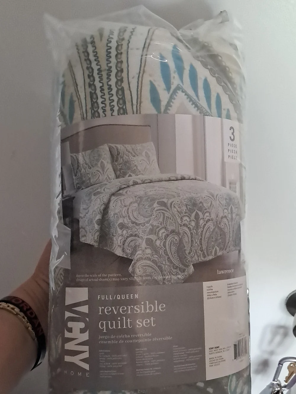Reversible Quilt Set in Blue and Gray Paisley